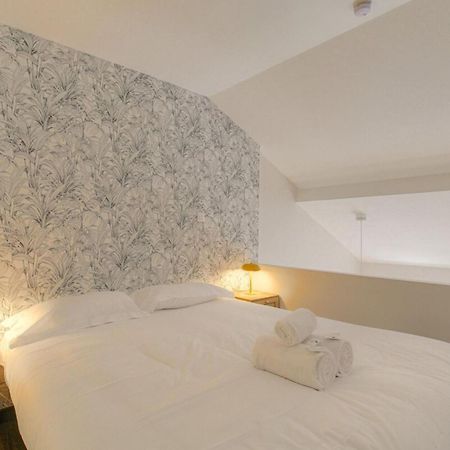 Duplex Spacieux Et Design Proche La Part-Dieu Apartment Lyon Luaran gambar
