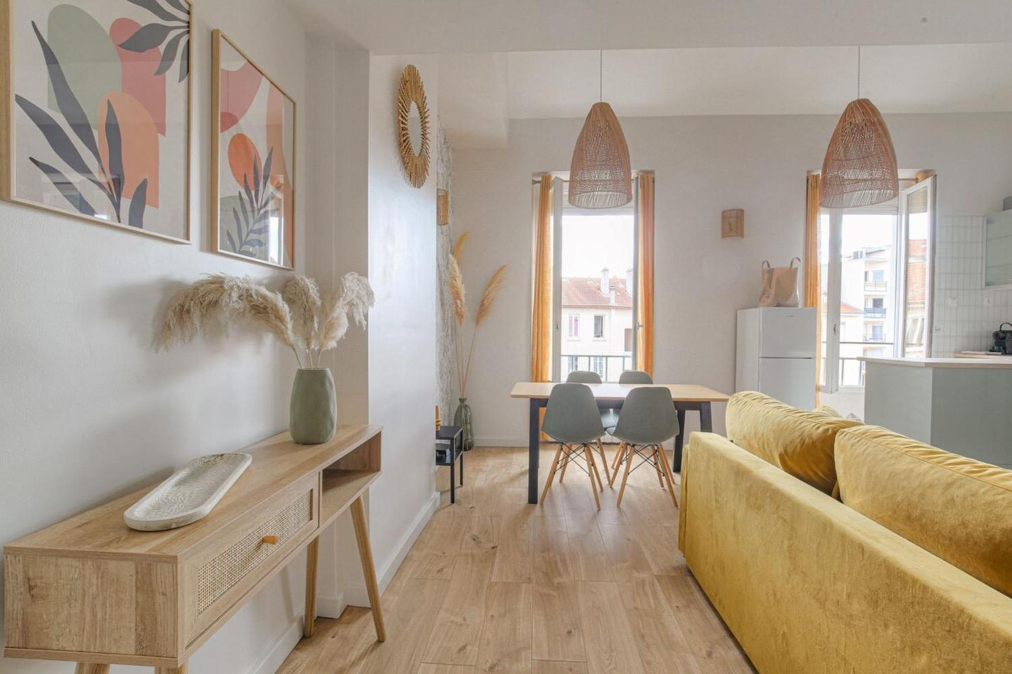 Duplex Spacieux Et Design Proche La Part-Dieu Apartment Lyon Luaran gambar